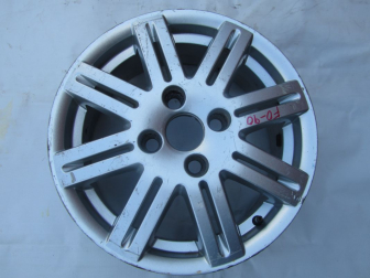 Диск литой R15 6,5JX15H2 ET52.5 PCD4X108 DIA63,4 3S4J1K007AA Форд Фокус 1 - ЦАРАПИНЫ - N-1 - БУ