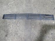 Решетка бампера переднего 98ABA018A58AEYYGS 1063461 1071301 Форд Фокус 1 центральная до 2002г - БУ