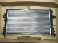 Радиатор охлаждения Опель Астра H с МКПП РОБОТ 1,6 литр 1300266, 13128818, 1300285, 13170111- Termal