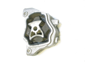 Подушка двигателя нижняя LR004511 6G926P082LD TR8070M10 Land Rover Freelander 2 Дизель 2,0-2,2л - БУ