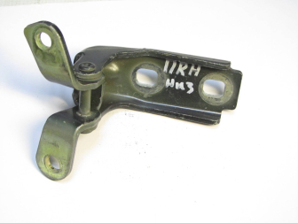 Петля двери передней 13501712 A046057 левая верхняя или правая нижняя Шевроле Круз Все - Черная - БУ