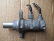 Цилиндр тормозной Главный 1694251, BV6Z2140A, BV612140P Форд Фокус 3, Ford Focus III, - БУ