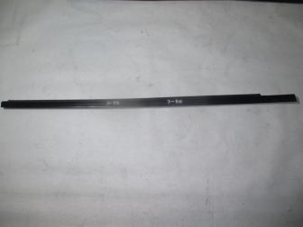 Уплотнитель стекла двери задней правой YS4Z5425596AA Форд Фокус 1 - S-35, - БУ