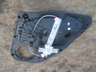 Стеклоподъемник двери задней левой механика C1BBA045H23AC 8A61A27001AN Форд Фиеста  с 2012г, -  БУ