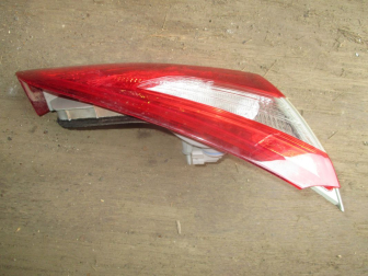 Фонарь левый внутренний BM5113A603 1769302, 1722154 Форд Фокус 3 Седан с 11г Скол!!! - БУ -