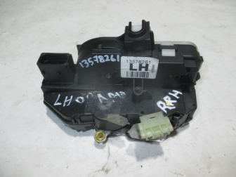 Замок двери передней правой 13578261 LH Опель Астра J Шевроле Орландо Круз - СО51, - БУ