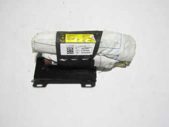 Подушка безопасности сиденья заднего левого боковая 95215463 12845934 Chevrolet Cruze Buick, - БУ
