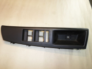 Накладка блока стеклоподъёмника 94811312 877569434 Шевроле Круз двери передней левой без эл зер - БУ