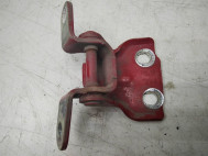 Петля двери задней левой - нижняя, правой - верхняя 96601312 Шевроле Спарк М150-200 - БУ