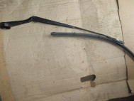 Поводок стеклоочистителя правый Форд Фокус 3, 1703312, CM5117526AD CP9Z17526A, BM5117526BB, - БУ