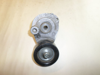 Натяжитель ремня приводного 55563512 Авео Круз Астра J-H с 1,4-1,8 литра 25189926 25191534, - БУ