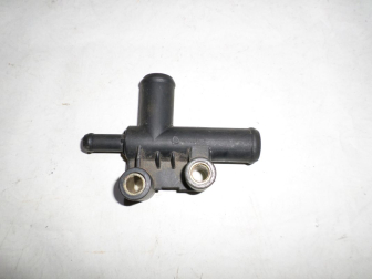 Тройник системы охлаждения 96352644, 96143583 на ГБЦ Шевроле Ланос A15SMS 1,5 литра пластик, - БУ