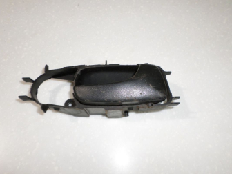 Ручка двери внутренняя правая сторона 96548038 Шевроле Лачетти ХБ Унив - БЕЗ динамика - Черное - БУ