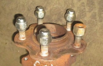 Гайка колесная 40224V5510 Ниссан Мурано Z50 4022401L00, 40224V5500 - 1 штука, - БУ