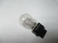 Лампа P27/7W 12V 3157K K9 E1 повторителя поворотов в решетку радиатора Форд Фокус 1 СЕДАН USA - БУ