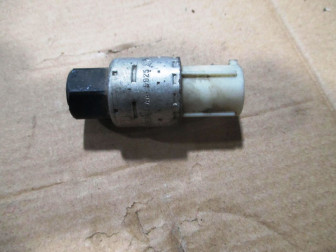 Датчик кондиционера 1016565 95BW19E561AA 9925 включения муфты кондиционера Форд Фокус 1 F-1, - БУ