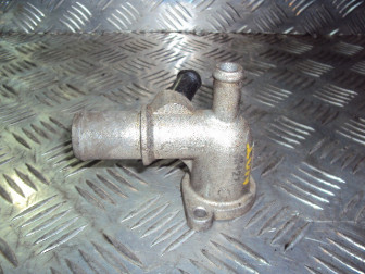 Термостат - Тройник охлаждающей системы 96436303, 96492883 Дэу Матиз Шевроле Спарк М200, - БУ