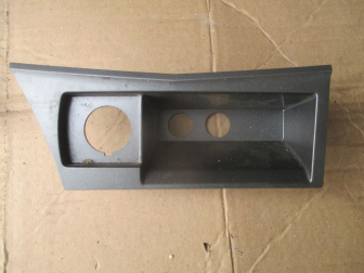 Корпус зарядного гнезда 13133278  317800100 Опель Астра H - Т.Серая, - БУ