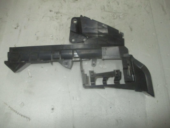 Кронштейн замка двери задний левый 4M51A266B31AC 1349914 Форд Фокус 2, - БУ