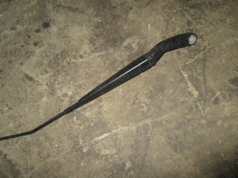 Поводок стеклоочистителя правый Шевроле Кобальт 94732515, - БУ