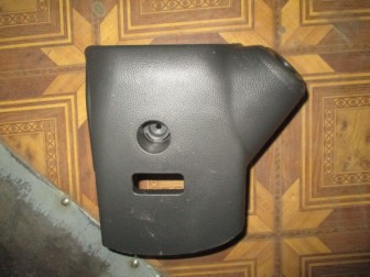 Накладка рулевой колонки нижняя Шевроле Круз 95475315, 95475316, - БУ