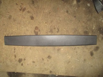 Облицовка крышки багажника верхняя 96476415 96630585 Шевроле Каптива, - БУ