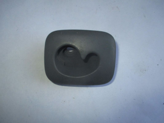 Фиксатор сетки багажника правый 96618115 Шевроле Лачетти Универсал - БУ