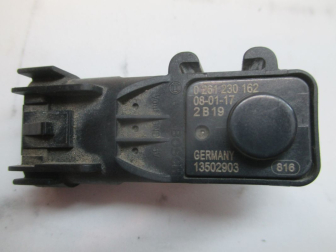 Датчик абсолютного давления 13502903 0261230162 паров топлива Круз Кобальт Каптива Орландо Спарк- БУ