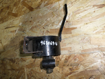 Подушка двигателя Шевроле Реззо 96306916 Дэу Такума,  - БУ