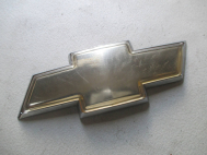 Эмблема крышки багажника 96547116 Шевроле Авео Т200-250 Лачетти седан - Крест - N3, - БУ