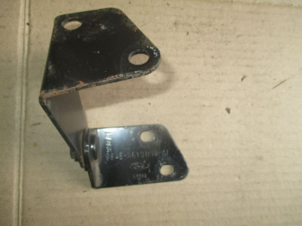 Кронштейн крепления сиденья 98ABA613B90AF 1088316 990701 C85HA Форд Фокус 1 - БУ