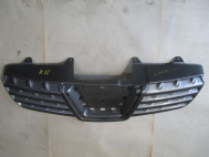 Решетка радиатора Ниссан Кашкай J10 62310JD000 62310BR00A 62310BR10A 06-10г - есть ТРЕЩИНЫ К16 - БУ