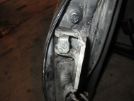 Петля двери передней левая верхняя или правая нижняя 96224310 Шевроле Ланос, Заз Шанс, Дэу Сенс - БУ