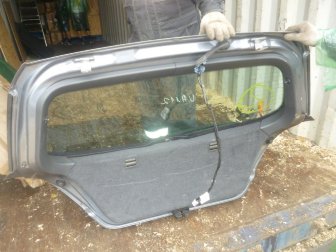 Облицовка крышки багажника внутрен нижняя часть 13201330, 13201773 Астра H Хэтчбек 5-ти дверка, - БУ