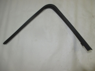 Уплотнитель стекла двери передней левой внутренний 4M51A201A19AF3YYW 1384785 Форд Фокус 2, - БУ