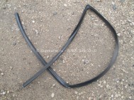 Уплотнитель стекла двери Ленд Ровер Фрилендер 2 передней левой LR007492, LR006536, 07-14г, - БУ