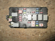 Блок предохранителей Шевроле Спарк М200 подкапотный - Средняя часть 96857532 плато, - БУ