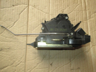 Замок двери Форд Фокус 1 передней правой 3M5AA21812BC с кожухом и тягой, - БУ