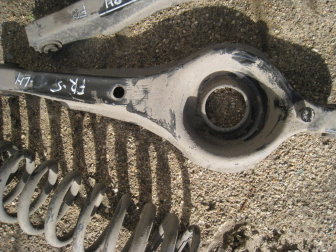 Рычаг задний нижний 1335566, 1349213, 1357319 поперечный Форд Фокус 2 Универсал с 05 по 11г, - БУ