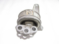 Кронштейн двигателя правый 13257619 0684534 Опель Астра H с Z18XER, - S-51 - БУ