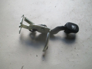 Ручка лючка бензобака 8157022002 815702H901 815703X000 Киа Рио 3 Hyundai SOLARIS, - БУ