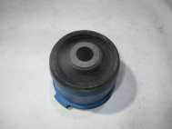 Сайлентблок подрамника задний 13307471 13248621 Орландо Круз Опель Астра J правый или левый, - GM