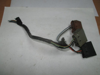 Фишка штекер 3-контактный разъем 3S4T14A464GA, 3S4T14A464EA, 3S4T14A464HA Форд Фокус 1 - БУ