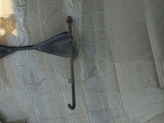 Тяга крепления аккумулятора Ниссан Мурано Z50 с 04-08г Тиана, Куб 2442589901, - БУ