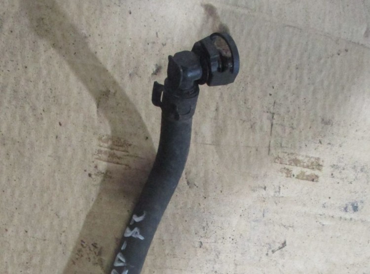 Фланец - фиксатор шланга охлаждения 95089363, 96958301 вПускной Шевроле ...