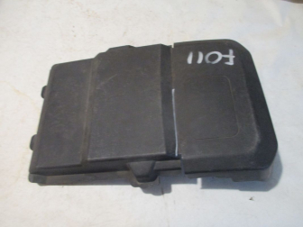 Крышка АКБ аккумулятора верхняя 3M5110A659AJ 4M5110A659AA Форд Фокус 2 - ДЕФЕКТ - трещина F0-11 - БУ