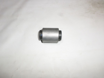 Сайлентблок кулака заднего нижний 96626433, 96626434 левого и правого Каптива Антара, - Febest