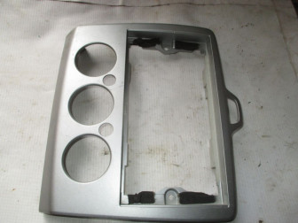 Накладка магнитолы и управления печки 4M5118522ADW Форд Фокус 2, 1501422 на торпеде, - БУ