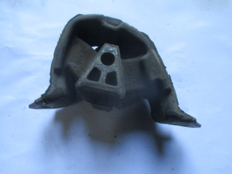 Подушка двигателя задняя 96227422, 90342462, 90279537 Шевроле Ланос Дэу Нэксия Эксперо - БУ