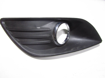 Накладка противотуманки Форд Фокус 3 левая 1528561 1496394 1497607 1508693 1521609 8M5119951AE - ARS